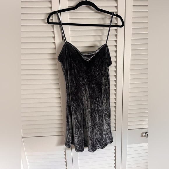 Reformation Gray Velvet mini spaghetti strap dress size Small NWT - Picture 1 of 5